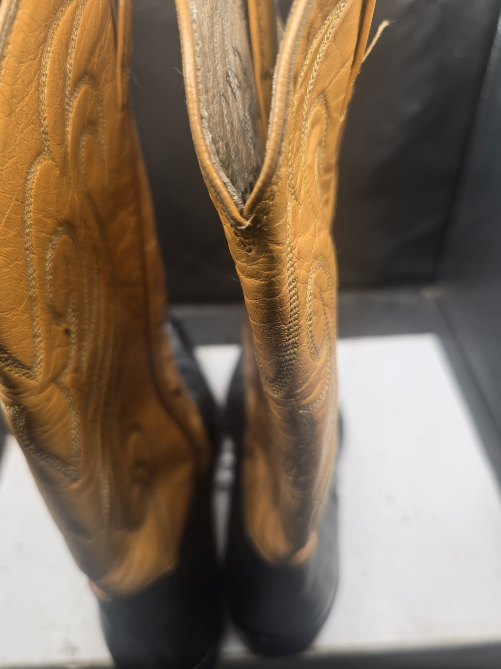 Men's Two-Tone Western Boots - Black Foot & Tan Shaft - Picture 4 of 8
